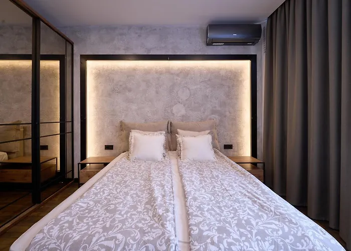 Apartamento Luxury 2 Bedroom - Private Garden