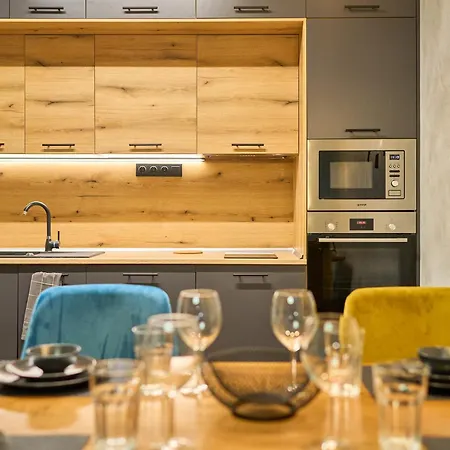 Luxury 2 Bedroom - Private Garden * Sofia