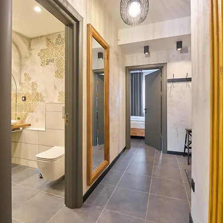 Luxury 2 Bedroom - Private Garden Sofia