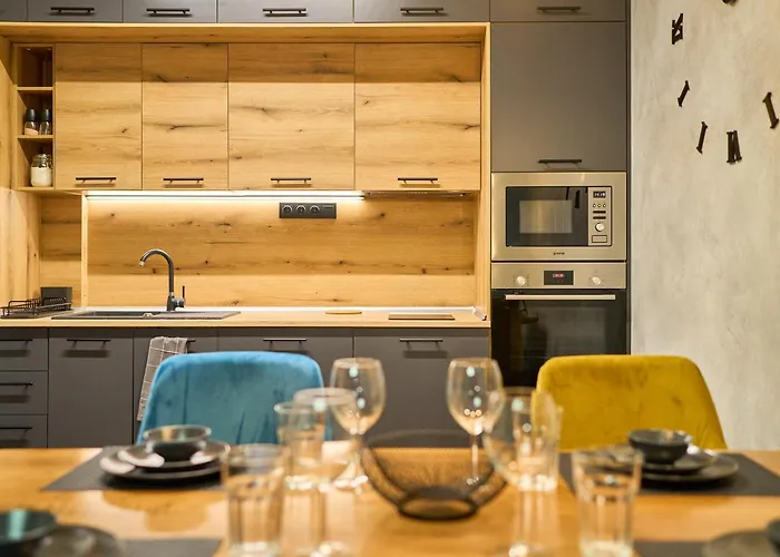 Luxury 2 Bedroom - Private Garden * Sofie